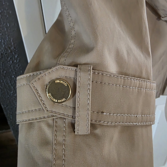 MICHAEL Michael Kors Beige Trench Coat - Picture 4 of 7